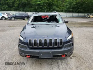 2015 Jeep Cherokee Trailhawk with VIN 1C4PJMBB8FW740452, listed as a Copart auction lot 63023715 with 96,236 mi miles and Salvage title. Bid and sale history available at DreamBid. Image 5.
