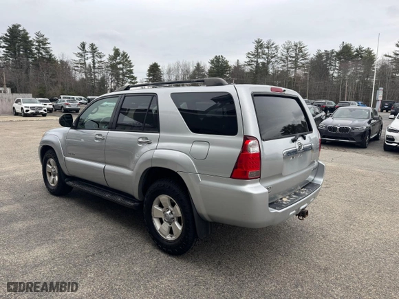 2006 Toyota 4Runner SR5 with VIN JTEBU14RX68062197, listed as a Copart auction lot 52460055 with 232,547 mi miles and Clean Title. Bid and sale history available at carsss.com. Image 3.