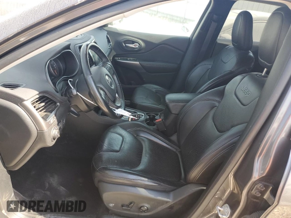 2019 Jeep Cherokee Limited with VIN 1C4PJLDN8KD119459, listed as a Copart auction lot 74232374 with 229,067 mi miles and Clean Title. Bid and sale history available at DreamBid. Image 7.