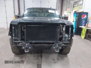 2017 GMC Sierra 1500 Denali z VIN 3GTU2PEJ1HG176844, wystawiony jako IAAI lot #42017007 z przebiegiem 185 433 mil mil oraz . Historia ofert i sprzedaży dostępna na DreamBid. Obrazek 13.