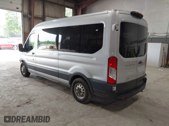 2021 Ford Transit Passenger XL с VIN 1FBAX9CG9MKA15625, выставлен на аукционе IAAI как лот 42491429 с пробегом 99 401 миль миль и . История ставок и продаж доступна на DreamBid. Изображение 3.