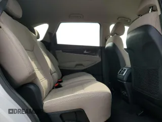 2018 Kia Sorento L z VIN 5XYPG4A35JG342050, wystawiony jako Copart lot #54517715 z przebiegiem 121 415 mil mil oraz Szkoda całkowita • Salvage title. Historia ofert i sprzedaży dostępna na DreamBid. Obrazek 11.