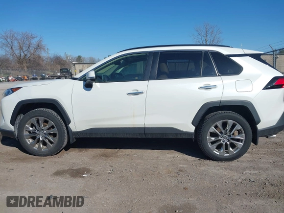 2019 Toyota RAV4 Limited with VIN JTMN1RFV1KD517037, listed as a IAAI auction lot 41844316 with 66,961 mi miles. Bid and sale history available at carsss.com. Image 15.