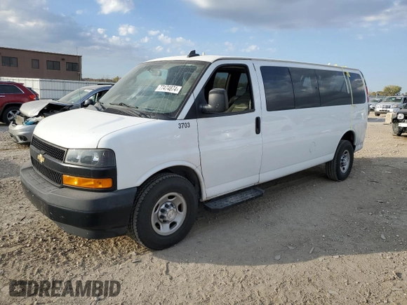 2019 Chevrolet Express Passenger LS с VIN 1GAZGNFG1K1363143, выставлен на аукционе Copart как лот 77474874 с пробегом 159 025 миль миль и Списание • Salvage title. История ставок и продаж доступна на DreamBid. Изображение 1.