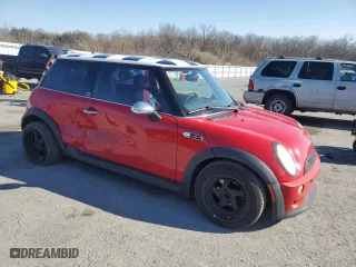 2004 MINI Cooper Hardtop S with VIN WMWRE33454TD88839, listed as a Copart auction lot 47638415 with 147,685 mi miles and Salvage Title. Bid and sale history available at carsss.com. Image 4.