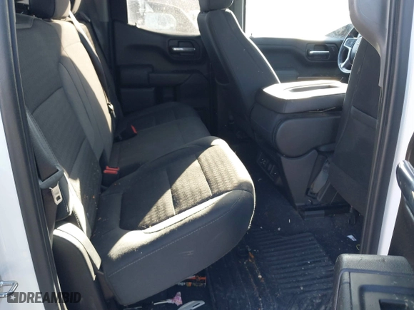 2019 Chevrolet Silverado 1500 LT with VIN 1GCRYDED0KZ318072, listed as a IAAI auction lot 41417733 with 100,774 mi miles. Bid and sale history available at carsss.com. Image 8.