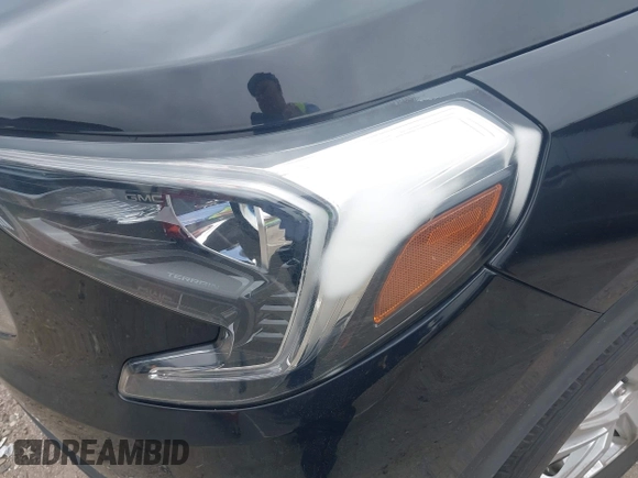 2020 GMC Terrain SLE with VIN 3GKALMEV7LL101653, listed as a IAAI auction lot 41787991 with 31,242 mi miles. Bid and sale history available at carsss.com. Image 6.