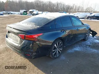 2020 Nissan Altima SR with VIN 1N4BL4CV9LC100962, listed as a IAAI auction lot 41392044 with 74,515 mi miles and . Bid and sale history available at carsss.com. Image 4.