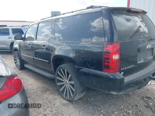 2008 Chevrolet Suburban 3LT with VIN 3GNFC16068G165063, listed as a IAAI auction lot 42413253 with 254,967 mi miles and . Bid and sale history available at DreamBid. Image 3.