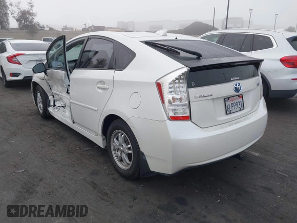 2010 Toyota Prius II with VIN JTDKN3DU9A0121927, listed as a IAAI auction lot 42085463 with 170,750 mi miles. Bid and sale history available at carsss.com. Image 3.