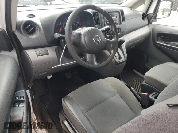 2017 Nissan NV200 S z VIN 3N6CM0KN6HK710399, wystawiony jako Copart lot #58844835 z przebiegiem 169 858 mil mil oraz Szkoda całkowita • Salvage title. Historia ofert i sprzedaży dostępna na DreamBid. Obrazek 8.