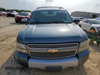 2008 Chevrolet Avalanche 3LT with VIN 3GNFK12368G235566, listed as a Copart auction lot 58640185 with 176,677 mi miles and Salvage title. Bid and sale history available at DreamBid. Image 5.