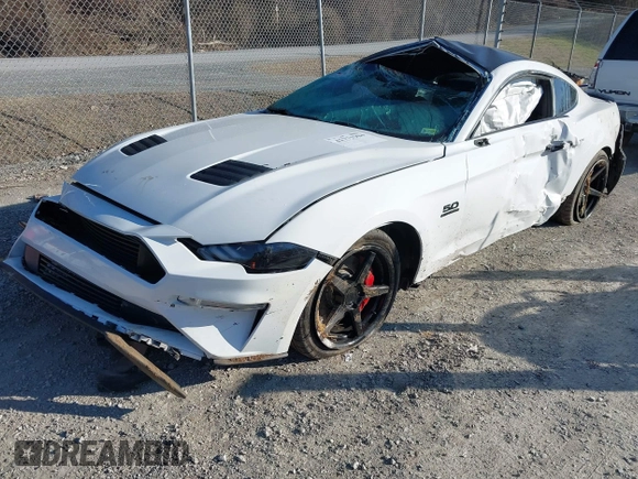 2018 Ford Mustang GT with VIN 1FA6P8CF1J5121926, listed as a IAAI auction lot 41771904 with 32,373 mi miles. Bid and sale history available at carsss.com. Image 2.
