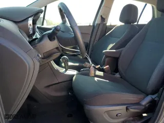 2018 Chevrolet Trax LS with VIN 3GNCJNSB6JL152494, listed as a Copart auction lot 49274665 with 70,783 mi miles and Salvage Title. Bid and sale history available at carsss.com. Image 7.