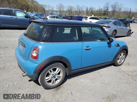 2013 MINI Hardtop with VIN WMWSU3C50DT682885, listed as a Copart auction lot 54238515 with 115,712 mi miles and Salvage Title. Bid and sale history available at DreamBid. Image 3.
