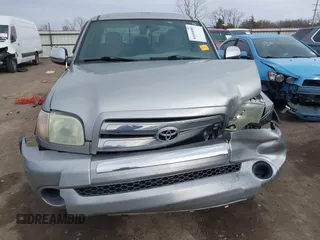 2006 Toyota Tundra SR5 with VIN 5TBRU34176S462165, listed as a IAAI auction lot 41694983 with 254,282 mi miles and . Bid and sale history available at DreamBid. Image 12.