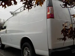 2015 Chevrolet Express Cargo with VIN 1GCWGFCF7F1151462, listed as a IAAI auction lot 42737699 with 158,381 mi miles and . Bid and sale history available at DreamBid. Image 9.