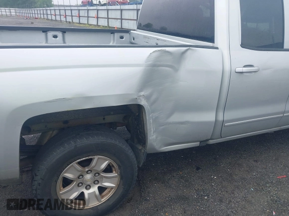 2016 Chevrolet Silverado 1500 LT with VIN 1GCRCREC9GZ199836, listed as a IAAI auction lot 42173752 with 351,662 mi miles and . Bid and sale history available at DreamBid. Image 6.