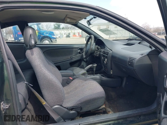 2001 Chevrolet Cavalier z VIN 1G1JC124817186647, wystawiony jako IAAI lot #41926085 z przebiegiem 170 885 mil mil oraz . Historia ofert i sprzedaży dostępna na DreamBid. Obrazek 5.