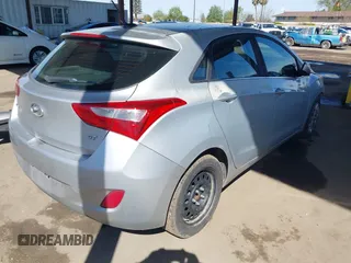 2017 Hyundai Elantra GT with VIN KMHD35LH2HU380871, listed as a IAAI auction lot 41827531 with 118,027 mi miles. Bid and sale history available at carsss.com. Image 4.