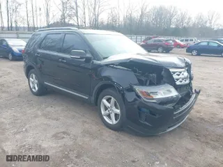 2019 Ford Explorer XLT with VIN 1FM5K7DH8KGA63524, listed as a IAAI auction lot 41600580 with 118,243 mi miles. Bid and sale history available at carsss.com. Image 1.