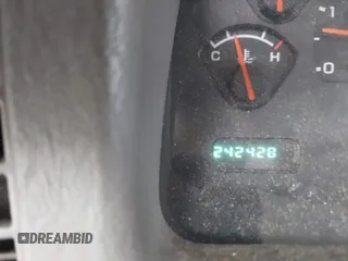 2003 Dodge Durango z VIN 1D4HR58Z83F599937, wystawiony jako IAAI lot #42483916 z przebiegiem 242 428 mil mil oraz . Historia ofert i sprzedaży dostępna na DreamBid. Obrazek 7.
