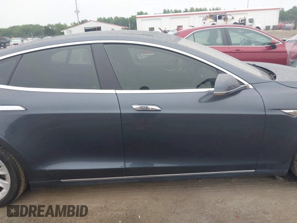 2016 Tesla Model S 90D с VIN 5YJSA1E25GF159226, выставлен на аукционе IAAI как лот 42351745 с пробегом 101 338 миль миль и . История ставок и продаж доступна на DreamBid. Изображение 13.