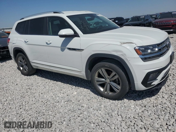 2018 Volkswagen Atlas SE with VIN 1V2FR2CA0JC575617, listed as a Copart auction lot 72691074 with 86,505 mi miles and Salvage title. Bid and sale history available at DreamBid. Image 4.