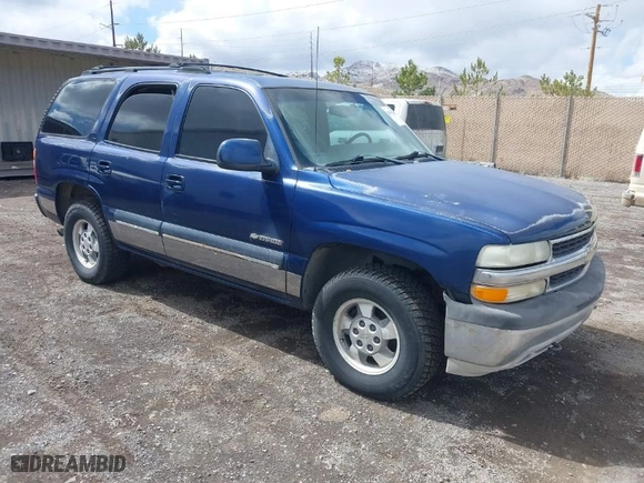 2001 Chevrolet Tahoe LS with VIN 1GNEK13T71J231007, listed as a IAAI auction lot 41943913 with 183,434 mi miles. Bid and sale history available at carsss.com. Image 1.