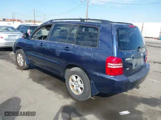 2002 Toyota Highlander with VIN JTEGF21AX20045168, listed as a IAAI auction lot 41700807 with 219,011 mi miles. Bid and sale history available at carsss.com. Image 3.