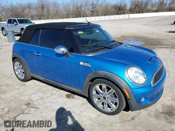 2010 MINI Convertible S с VIN WMWMS3C51ATZ85359, выставлен на аукционе Copart как лот 48480345 с пробегом 95 245 миль миль и Чистый • Clean title. История ставок и продаж доступна на DreamBid. Изображение 4.