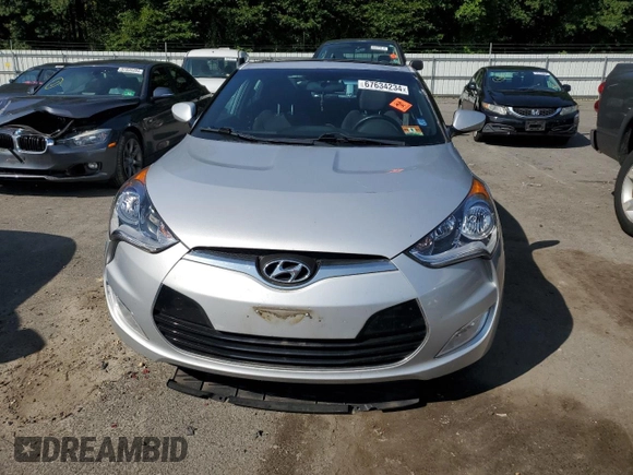 2017 Hyundai Veloster Value Edition with VIN KMHTC6AD3HU316274, listed as a Copart auction lot 67634234 with 67,126 mi miles and Salvage Title. Bid and sale history available at carsss.com. Image 5.