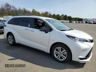 2023 Toyota Sienna XSE 25th Anniversary with VIN 5TDCSKFC6PS083719, listed as a Copart auction lot 71627604 with 71,367 mi miles and Salvage title. Bid and sale history available at DreamBid. Image 4.