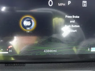 2022 Jeep Grand Cherokee Overland z VIN 1C4RJYD60N8717511, wystawiony jako IAAI lot #42366903 z przebiegiem 43 844 mil mil oraz . Historia ofert i sprzedaży dostępna na DreamBid. Obrazek 7.