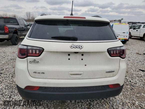 2018 Jeep Compass Latitude z VIN 3C4NJDBBXJT398962, wystawiony jako Copart lot #51568285 z przebiegiem 102 452 mil mil oraz Czysty tytuł • Clean title. Historia ofert i sprzedaży dostępna na DreamBid. Obrazek 6.