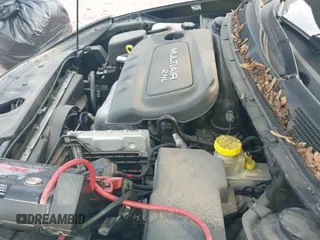 2016 Dodge Dart SXT с VIN 1C3CDFBBXGD606934, выставлен на аукционе IAAI как лот 43252375 с пробегом 45 979 миль миль и . История ставок и продаж доступна на DreamBid. Изображение 18.