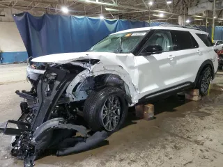 2025 Ford Explorer Platinum z VIN 1FMWK8HC6SGB48905, wystawiony jako Copart lot #52429985 z przebiegiem Nie podano mil oraz Szkoda całkowita • Salvage title. Historia ofert i sprzedaży dostępna na DreamBid. Obrazek 1.