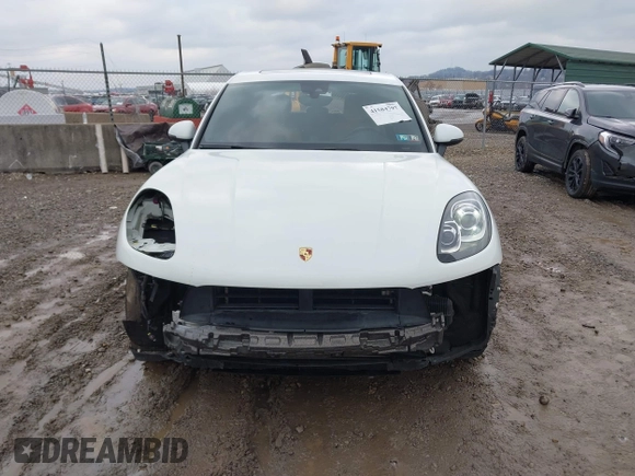 2018 Porsche Macan with VIN WP1AA2A51JLB11162, listed as a IAAI auction lot 41584797 with 72,892 mi miles and . Bid and sale history available at DreamBid. Image 13.