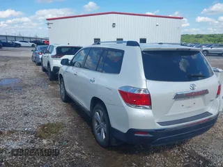 2011 Toyota Highlander Limited with VIN 5TDYK3EH0BS046070, listed as a IAAI auction lot 42134709 with 161,213 mi miles and . Bid and sale history available at DreamBid. Image 3.