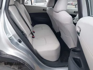 2022 Toyota Corolla Cross L с VIN 7MUAAABG4NV027200, выставлен на аукционе IAAI как лот 41834113 с пробегом 58 533 миль миль и . История ставок и продаж доступна на DreamBid. Изображение 8.