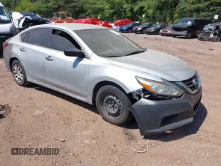 2017 Nissan Altima SR with VIN 1N4AL3AP2HN362148, listed as a IAAI auction lot 42743764 with Not provided miles and . Bid and sale history available at DreamBid. Image 1.