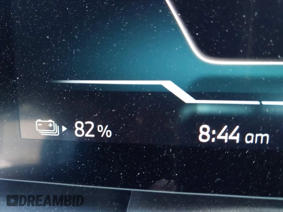 2024 BMW i4 eDrive35 z VIN WBY43AW04RFT05287, wystawiony jako IAAI lot #41427545 z przebiegiem 6 347 mil mil oraz . Historia ofert i sprzedaży dostępna na DreamBid. Obrazek 18.