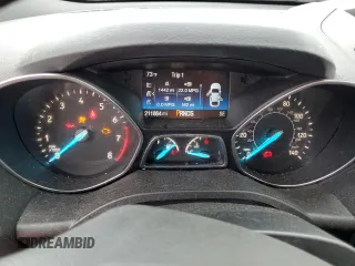 2018 Ford Escape S with VIN 1FMCU0F70JUA94439, listed as a Copart auction lot 62675905 with 211,864 mi miles and Salvage title. Bid and sale history available at DreamBid. Image 9.