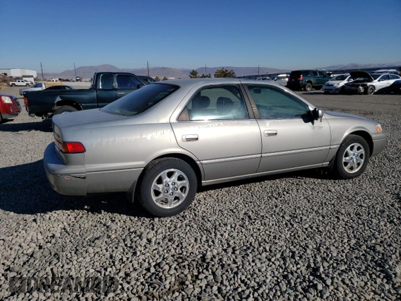 1998 Toyota Camry LE z VIN JT2BF28K9W0118817, wystawiony jako Copart lot #42603885 z przebiegiem 45 808 mil mil oraz Czysty tytuł • Clean title. Historia ofert i sprzedaży dostępna na DreamBid. Obrazek 3.