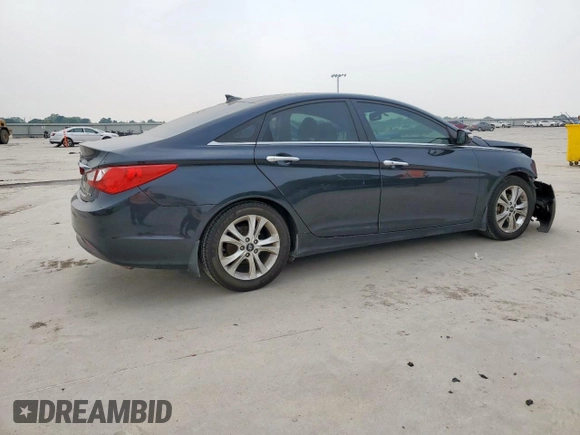 2013 Hyundai Sonata Limited z VIN 5NPEC4AC4DH712436, wystawiony jako Copart lot #55655205 z przebiegiem 154 391 mil mil oraz Szkoda całkowita • Salvage title. Historia ofert i sprzedaży dostępna na DreamBid. Obrazek 3.