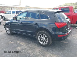 2012 Audi Q5 2.0T Premium Plus with VIN WA1LFAFP7CA121526, listed as a IAAI auction lot 41588598 with 99,831 mi miles. Bid and sale history available at carsss.com. Image 3.
