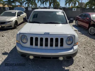 2014 Jeep Patriot Latitude with VIN 1C4NJPFB5ED529903, listed as a Copart auction lot 47980455 with 90,418 mi miles and Salvage Title. Bid and sale history available at carsss.com. Image 5.