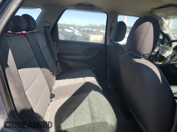 2005 Ford Escape XLS Value with VIN 1FMYU02ZX5KB32127, listed as a Copart auction lot 46595145 with 144,182 mi miles and Salvage Title. Bid and sale history available at carsss.com. Image 10.
