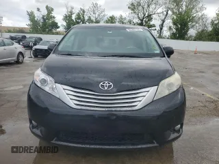 2013 Toyota Sienna XLE with VIN 5TDDK3DC8DS050410, listed as a Copart auction lot 55263125 with 269,011 mi miles and Clean Title. Bid and sale history available at DreamBid. Image 5.