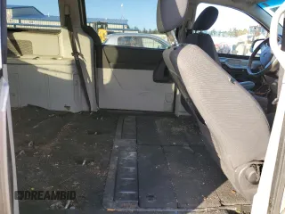2009 Dodge Caravan z VIN 208HN44EX9R651559, wystawiony jako Copart lot #45508355 z przebiegiem 127 852 mil mil oraz Nie do naprawy • Non repairable. Historia ofert i sprzedaży dostępna na DreamBid. Obrazek 12.